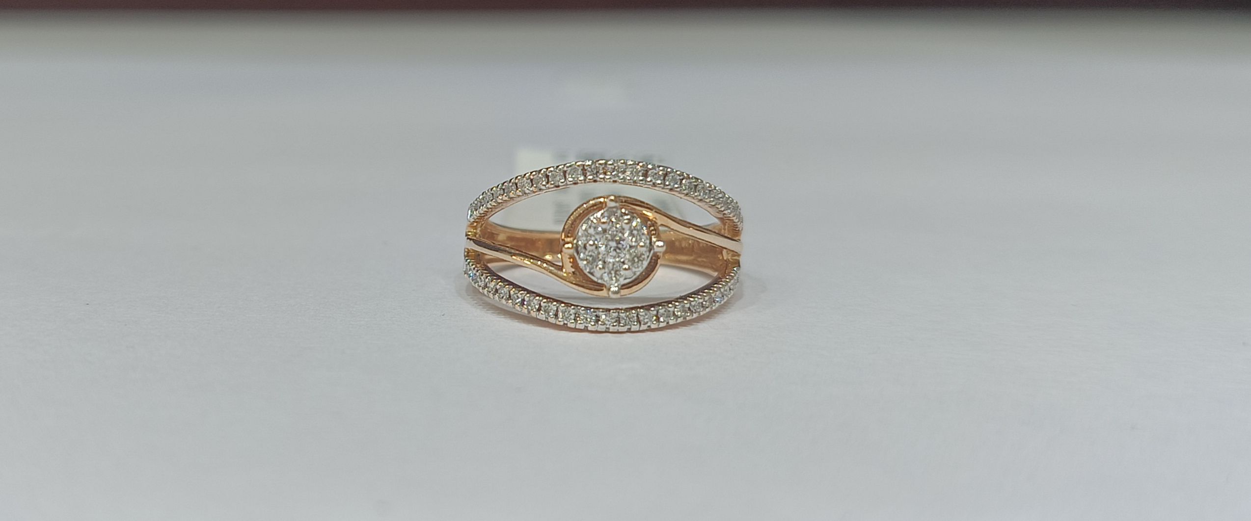 Ladies Ring